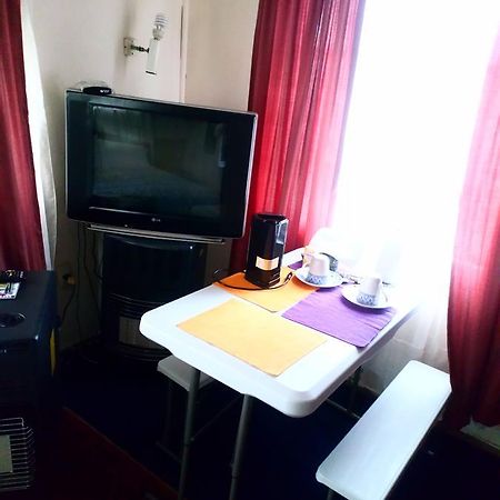 Hospedaje Familiar Otel Coyhaique Dış mekan fotoğraf